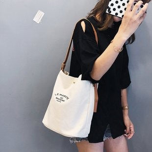 Ielgy Printed Messenger Bag Letter Printed Commuter Shoulder Fashion Bag Casual Shopping Child-Mother Canvas Bag Female Trendy