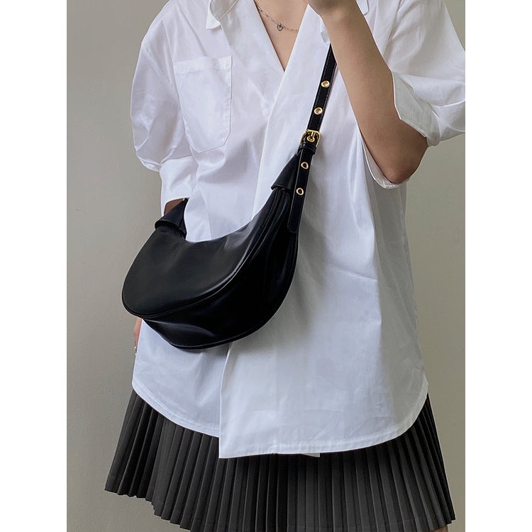 IELGY Texturized Niche Underarm Bag Women's Large Capacity Soft Leather Black Hot Girl Crossbody Bag All-match Dumpling Bag Trendy