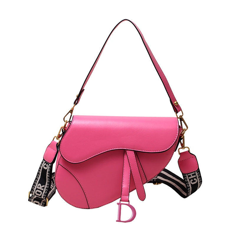 IELGY Saddle Bag Women's Retro Foreign Style Creative Korean Fashion Pistol Type Simple Messenger Bag