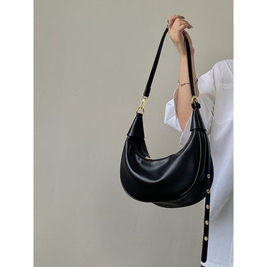 IELGY Texturized Niche Underarm Bag Women's Large Capacity Soft Leather Black Hot Girl Crossbody Bag All-match Dumpling Bag Trendy