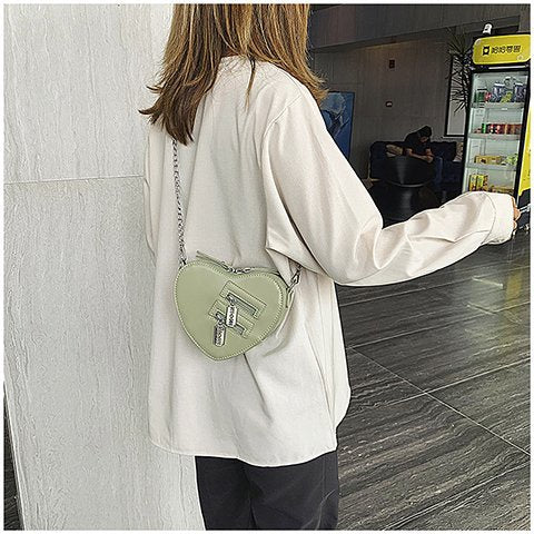 Ielgy Fashion Creative Unique Love Chain pu Small Shoulder Bag Korean Version Fashionable High-End Shoulder Bag
