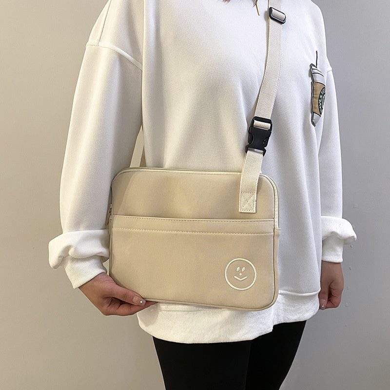 Ielgy Embroidered Smiley Face Shockproof Water-Repellent Liner Bag ipad Computer Protective Case Shoulder Messenger Compu