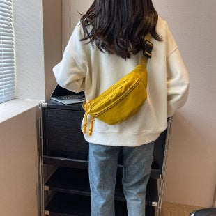 Ielgy Ladies Messenger Chest Bag Sports Niche All-Match Canvas Casual Waist Bag