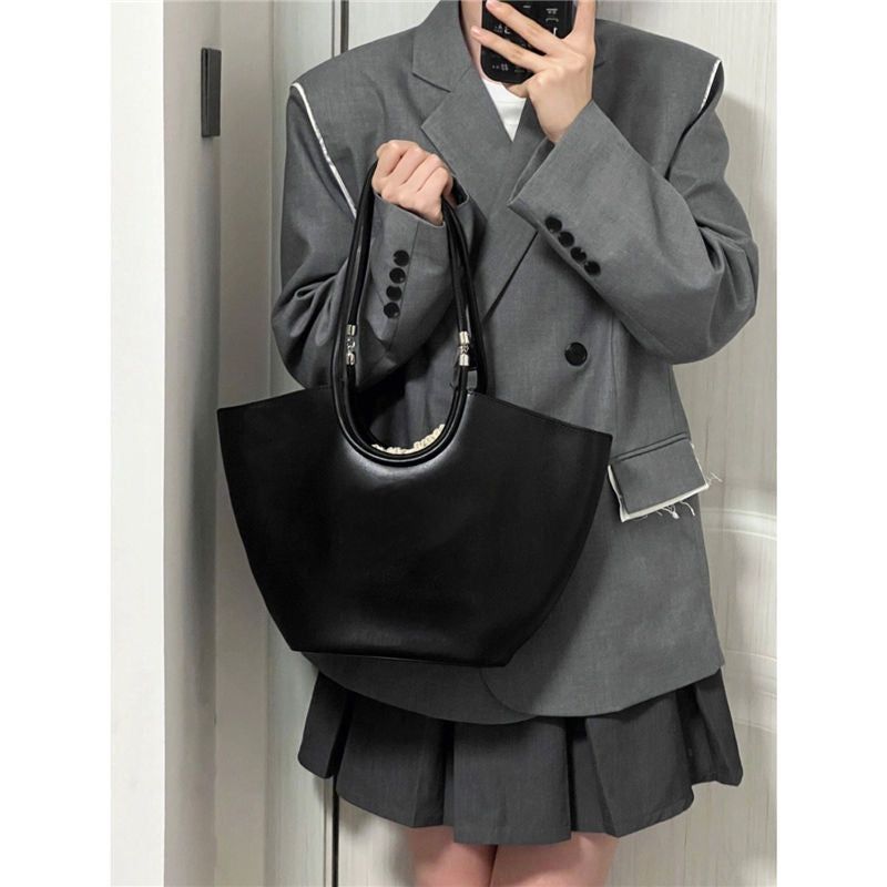 IELGY Large capacity tote bag for women ins all-match shoulder bag