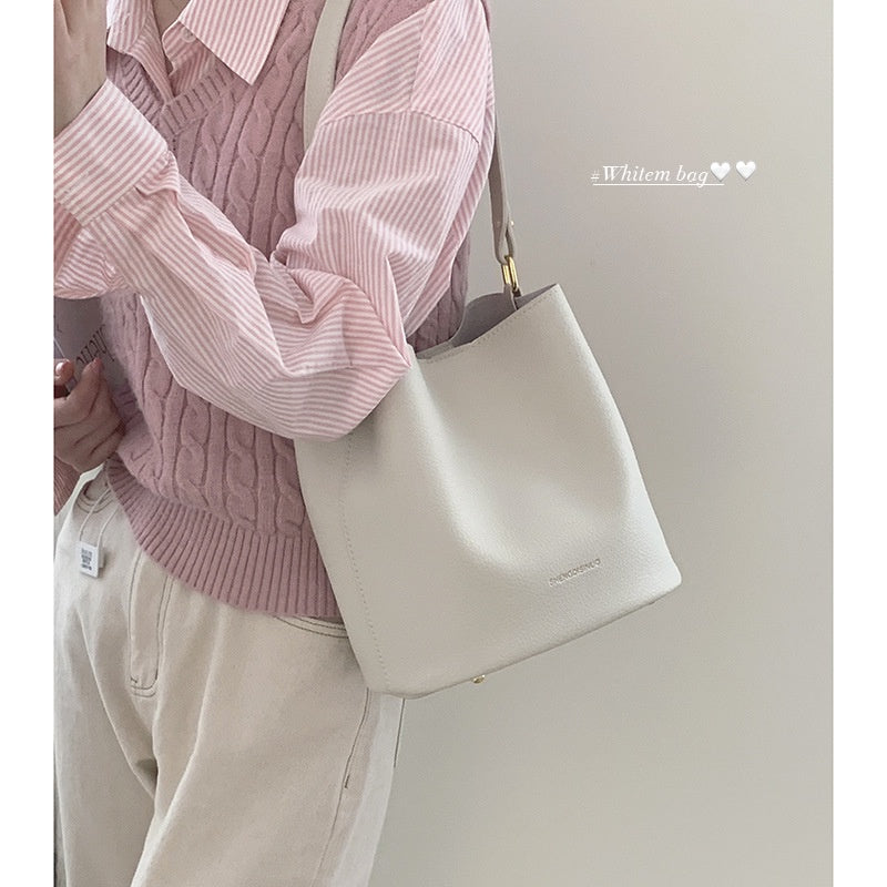 Ielgy Korean Version Fashion Sweet Pink Underarm Bucket Bag Large Capacity Shoulder Bag