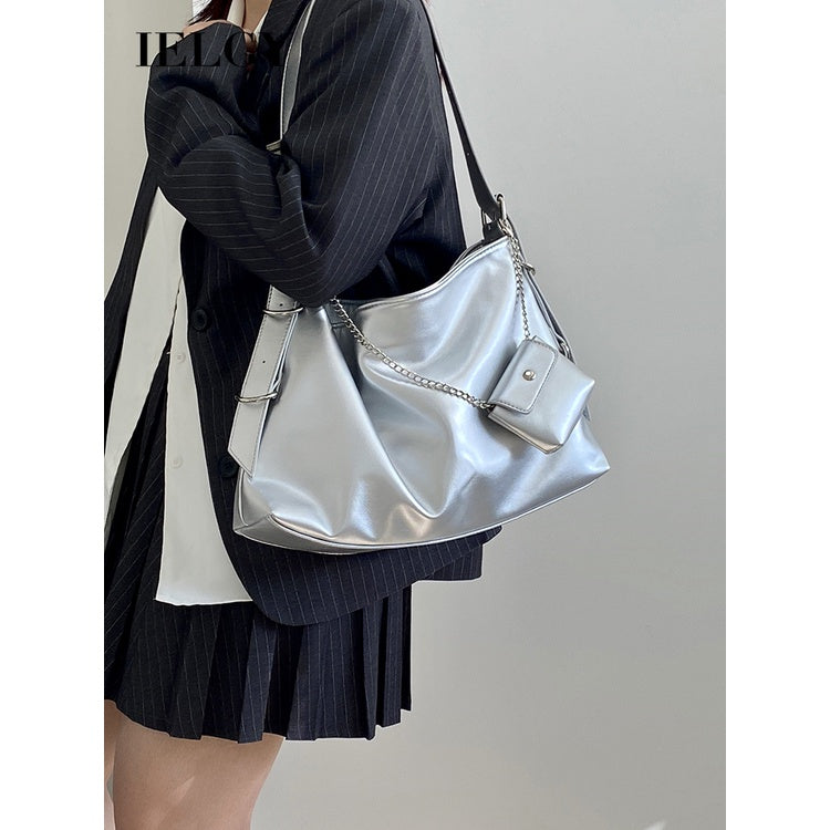 Ielgy Ladies Silver Large-Capacity One-Shoulder Diagonal Bag
