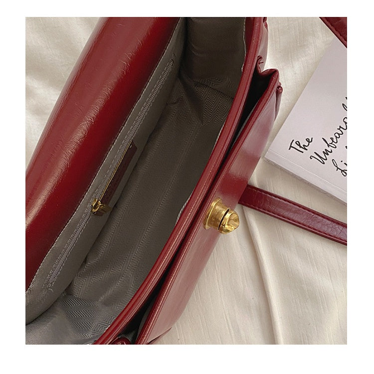 Ielgy Ladies Wedding Banquet Red Bag Retro All-Match Large-Capacity Cross-Body Mes