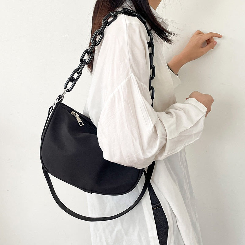 Ielgy Fashionable Unique Acrylic Chain Underarm Bag Japanese Simple All-Match Casual Nylon Messenger Bag