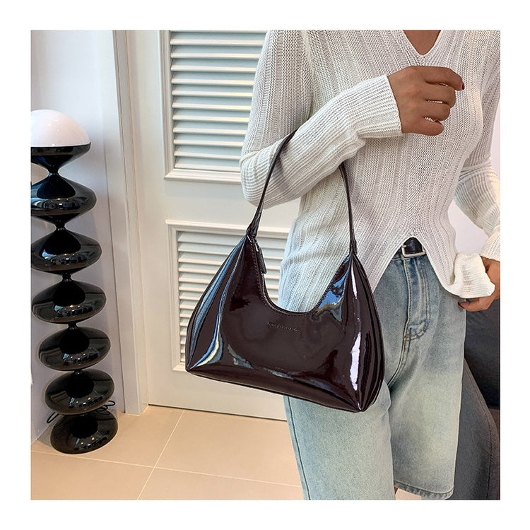 Ielgy Ladies Patent Leather Bag Baguette Crescent Bag Ladies Shoulder Handbag Texture Fashion Underarm Bag