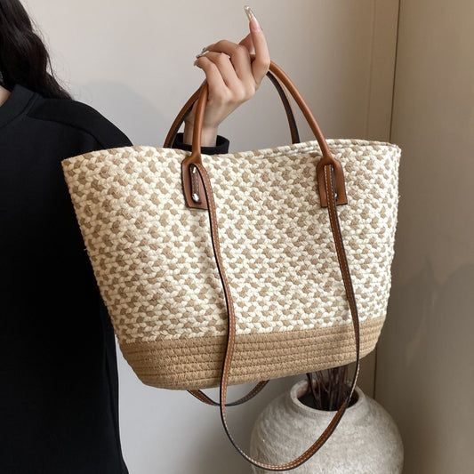 Ielgy Bohemian Style Hand-Woven Bag Seaside Vacation Travel Straw Woven Large Capacity Leisure Simple Commuter Female Bag