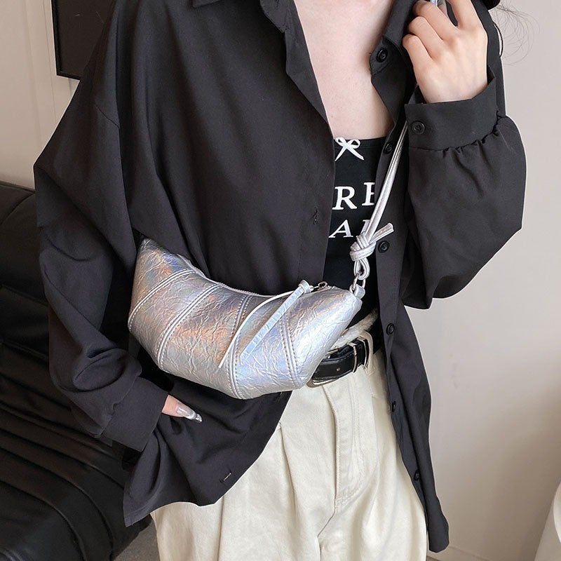 Ielgy Niche Unique Fashionable Hot Girl Style Simple All-Match Dumpling Bag Casual Silver Messenger Bag