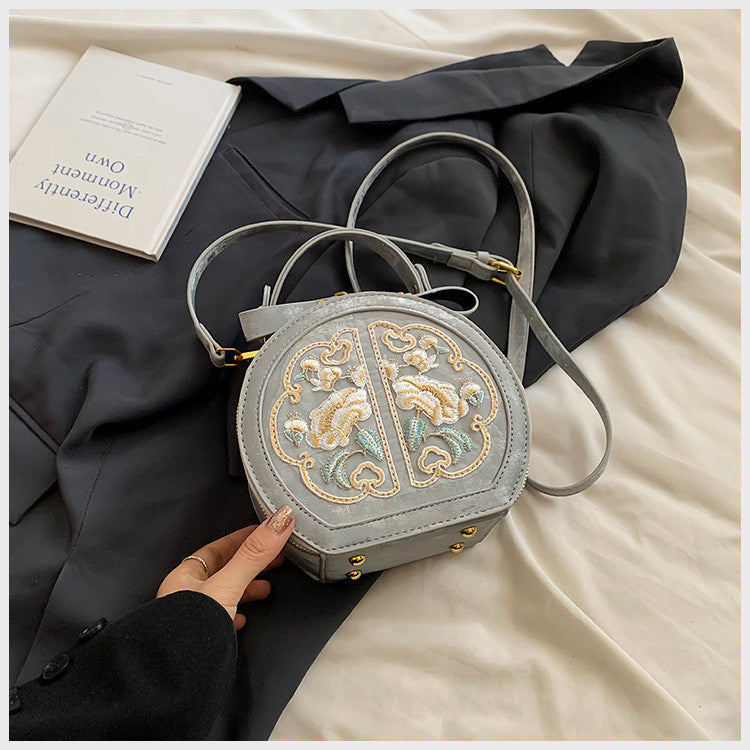 Ielgy Fashion Niche Embroidery Bag New Chinese Style All-Match Cross-Body Portable Small Round Bag