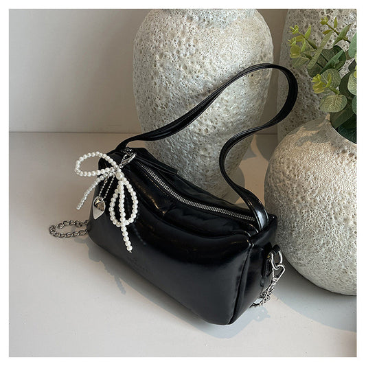 Ielgy Fashion Silver One-Shoulder Underarm Bag Simple Fashionable Chain Cross-Body Pillow Bag