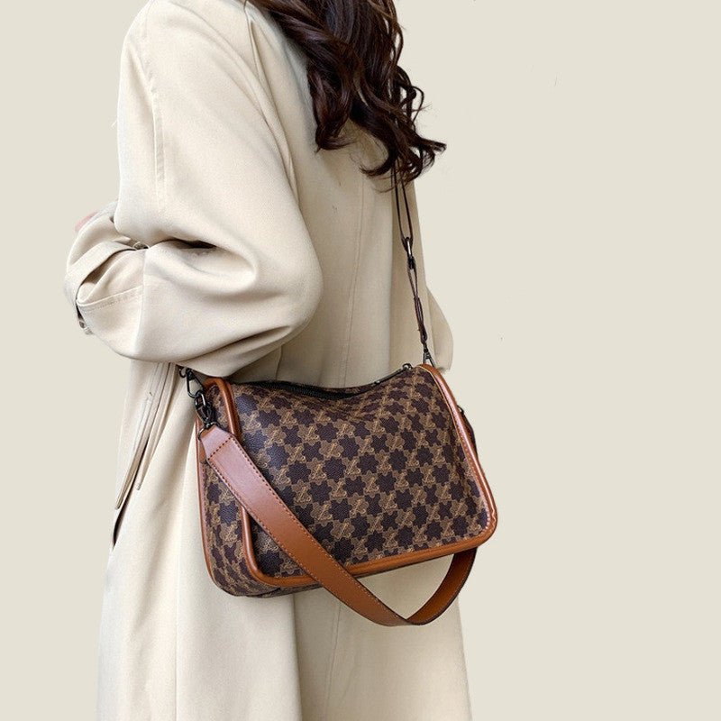 Ielgy All-Match Casual Large-Capacity Fashionable Shoulder Bag