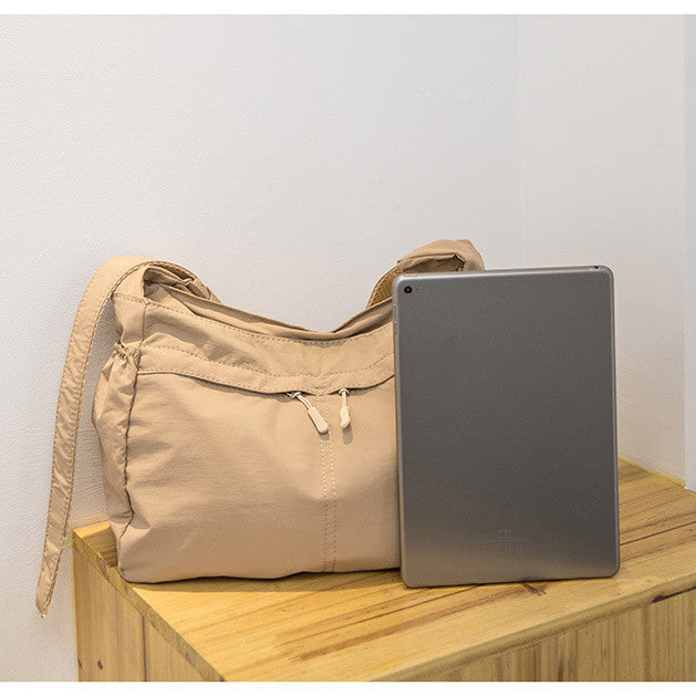 Ielgy Korean Version Large-Capacity Commuter Casual One-Shoulder Nylon Tote Bag Waterproof Sports Style Messenger Bag