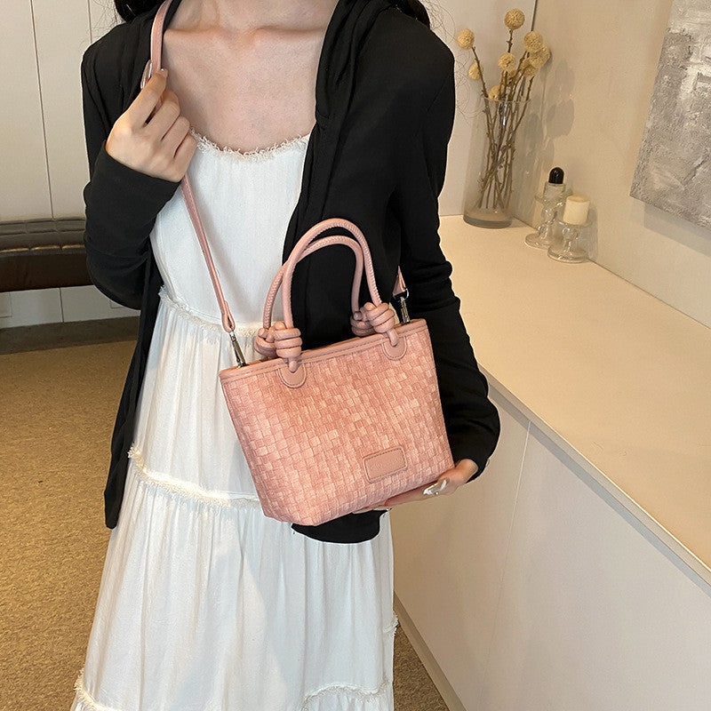 Ielgy Woven Bag Female Large-Capacity All-Match Messenger Bag Casual Portable Buck