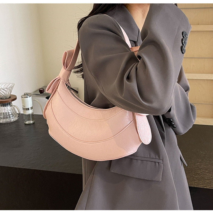 Ielgy Ladies Black All-Match Diagonal High-End Crescent Underarm Bag Niche Design Shoulder Bag