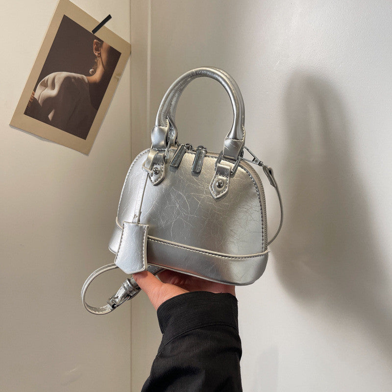 Ielgy Silver Bag Fashionable Design Niche Shoulder Crossbody Ladies Portable Shell Bag