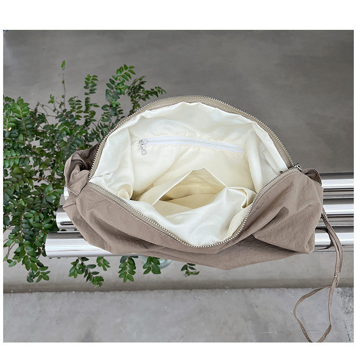 Ielgy Japanese Casual Drawstring Handbag Small Fresh Pleated Shoulder Fashion Nylon Cloth Crossbody Bag