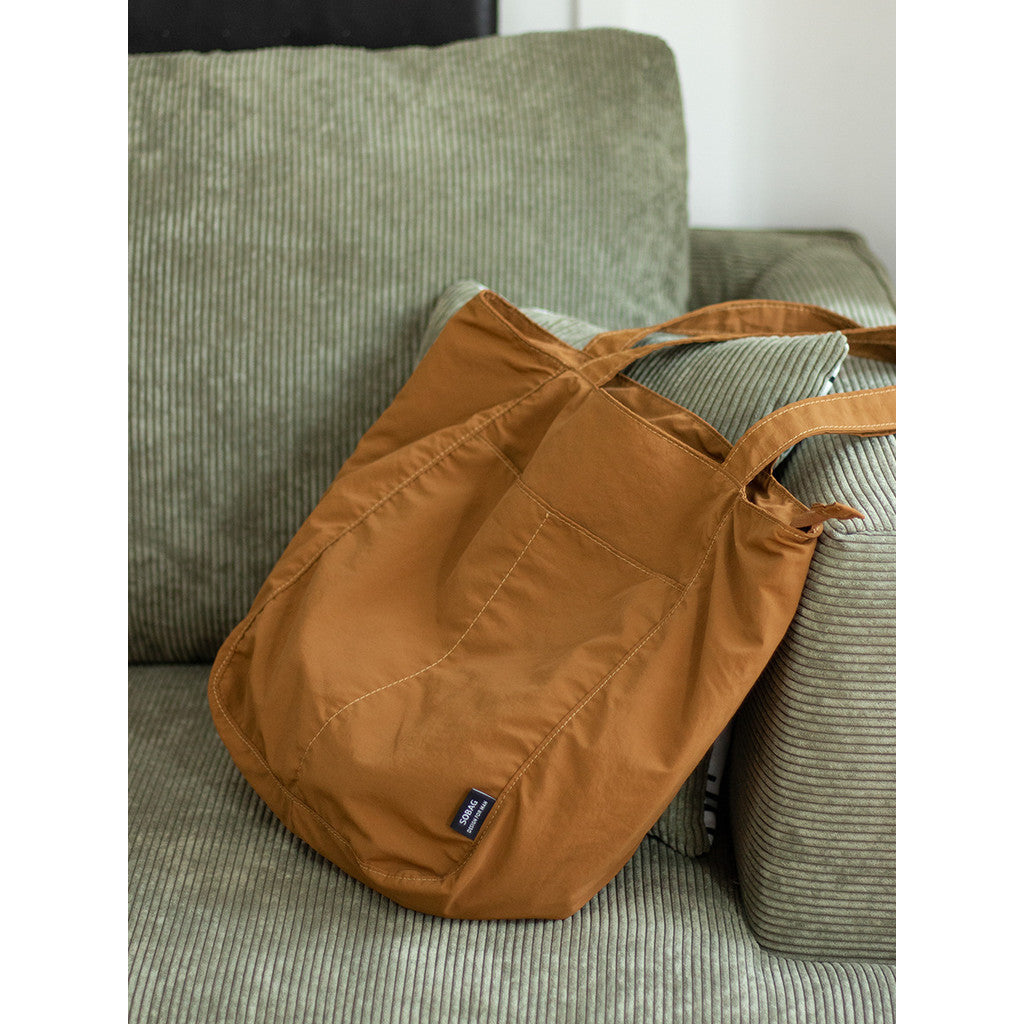 Ielgy Japanese Waterproof Nylon Casual Shoulder Bag Niche Design Feel Large Capacity Commuter Tote Large Bag
