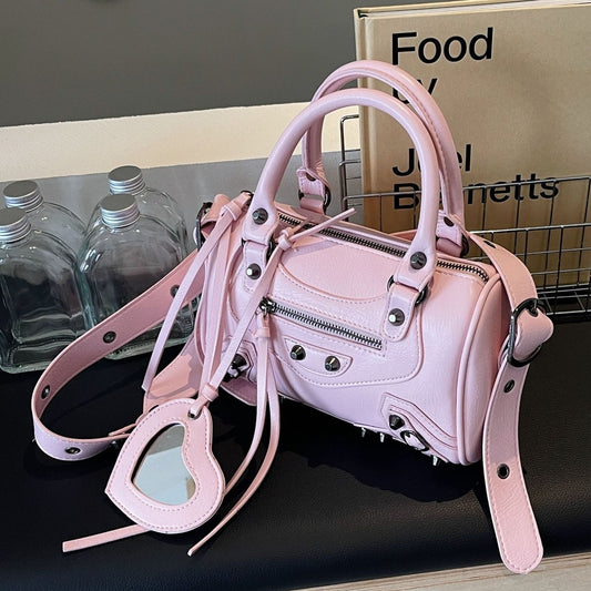 Ielgy High-End Rivets Hot Girl Style Texture Boston Handbag Niche One-Shoulder Messenger Motorcycle Bag