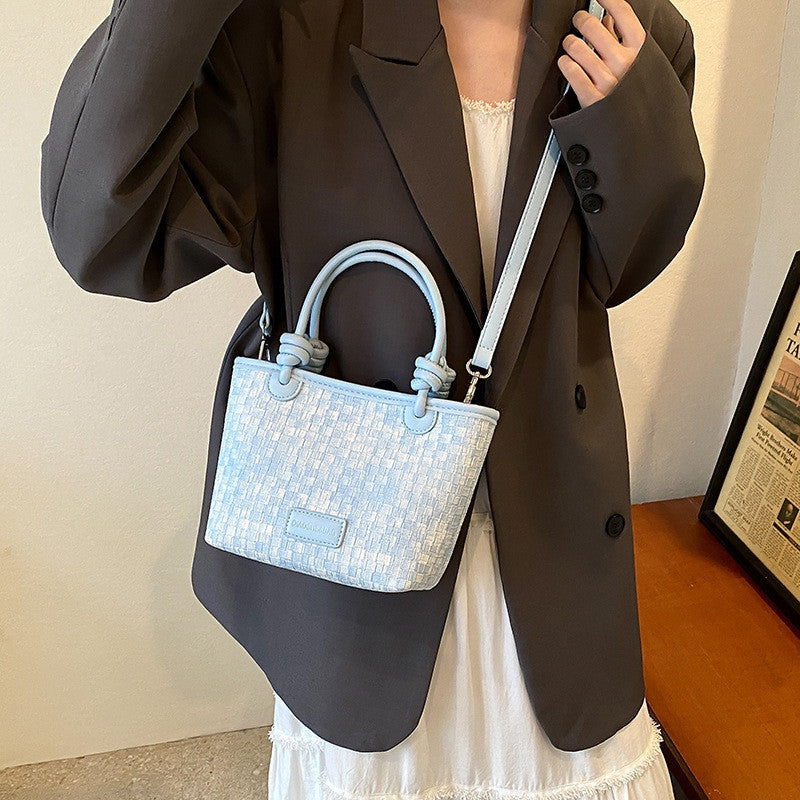Ielgy Woven Bag Female Large-Capacity All-Match Messenger Bag Casual Portable Buck