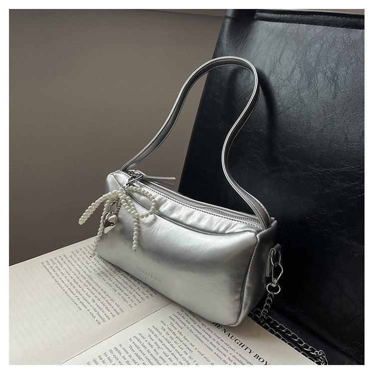 Ielgy Fashion Silver One-Shoulder Underarm Bag Simple Fashionable Chain Cross-Body Pillow Bag