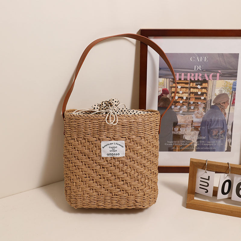 Ielgy All-Match Square Shoulder Straw Bag Ladies Simple Underarm Woven Bag Vacation Style Beach Bag