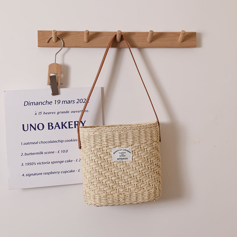 Ielgy All-Match Square Shoulder Straw Bag Ladies Simple Underarm Woven Bag Vacation Style Beach Bag