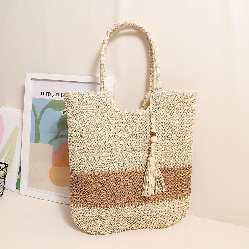 Ielgy Ladies Two-Color Tassel Woven Bag Fashion One-Shoulder Casual Straw Beach Bag