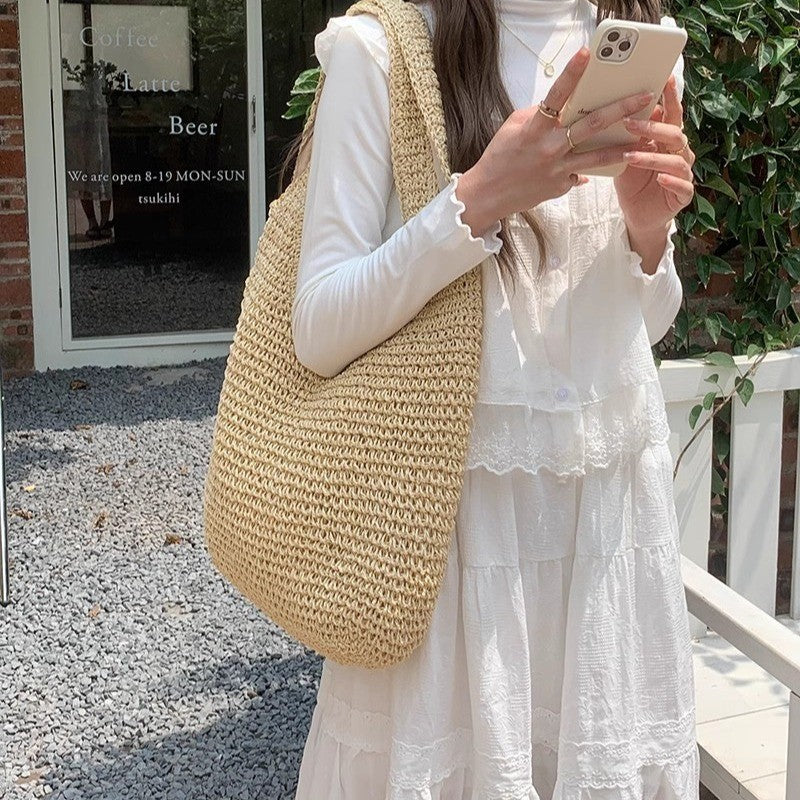 Ielgy Seaside Vacation Straw Bag Beach Bag One Shoulder Mori Style Hand-woven Bag Large Capacity