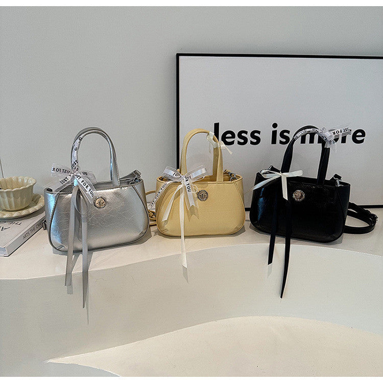 Ielgy High-End Texture All-Match Shoulder Messenger Bag Fashion Silver Portable Small Square Bag