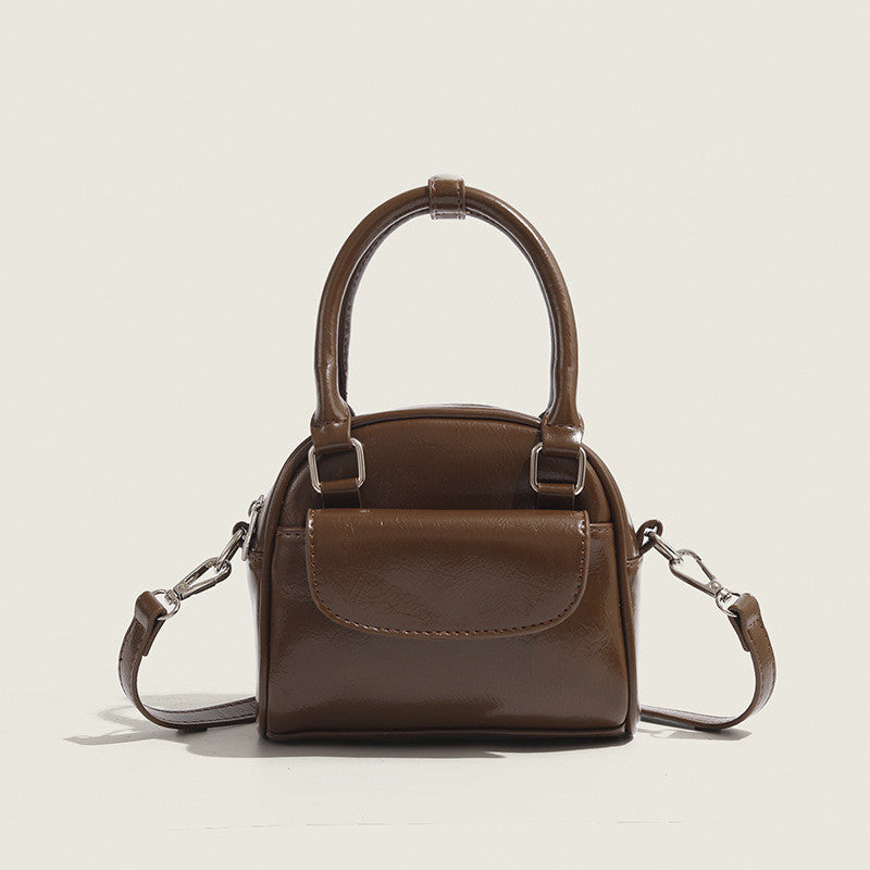 Ielgy Ladies Brown Handbag Commuter Handbag Retro Fashion Cross-body Shell Bag