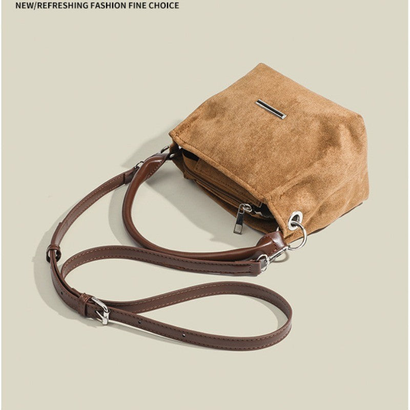 Ielgy Korean Style Niche Design Ladies Bag Messenger Box Bag Fashion Lightweight Shoulder Bag