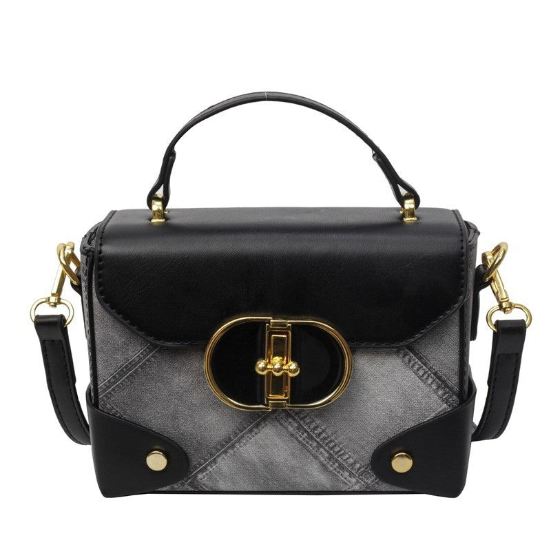 Ielgy Simple Fashion Handbag Diamond Chain Casual Crossbody Small Square Bag