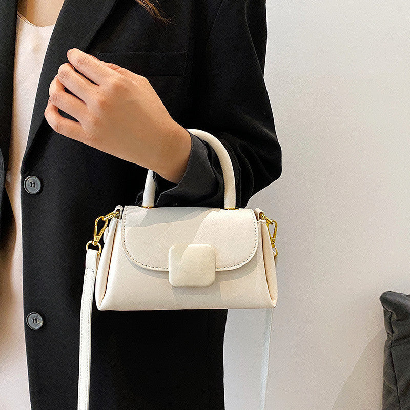 Ielgy All-Match Handbag Ladies Retro Simple Commuter Shoulder Messenger Bag