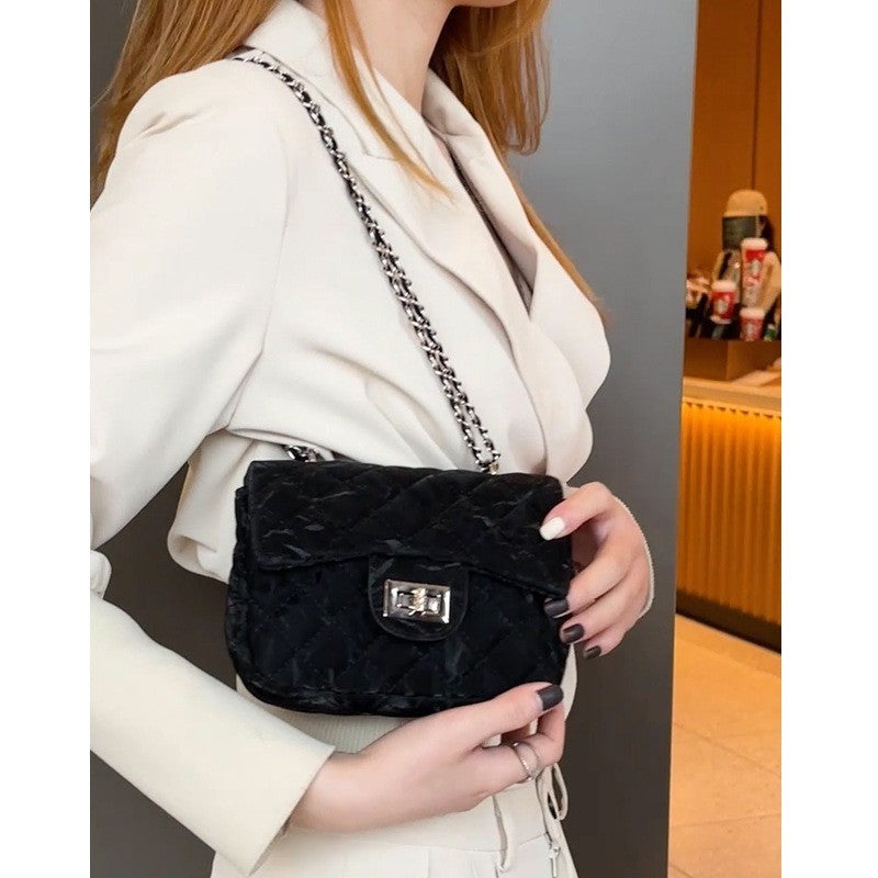 Ielgy Korean Style High-End Chain Small Square Bag Shoulder Crossbody Black Fashion Bag