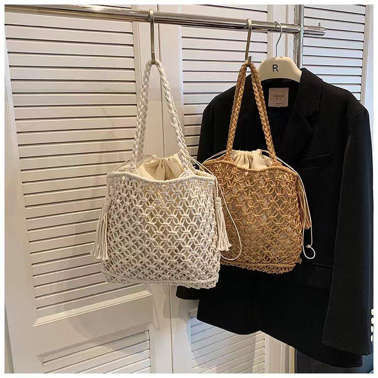 Ielgy Ladies Hollow Cotton Thread Woven Bag One Shoulder Tassel Straw Woven Holiday Style Beach Bag All-Match