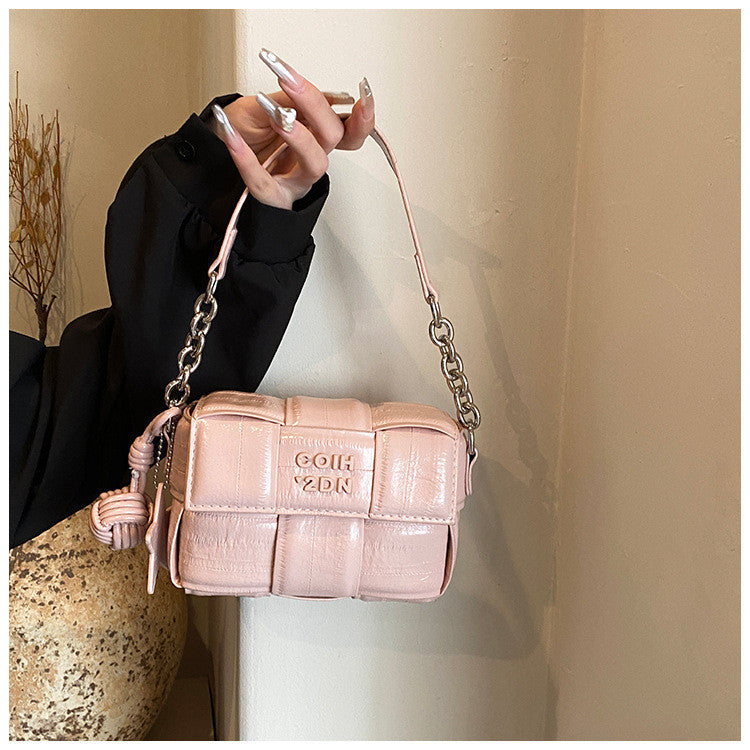 Ielgy All-Match Silver Feel One-Shoulder Messenger Woven Small Square Bag High-End Mobile Phone