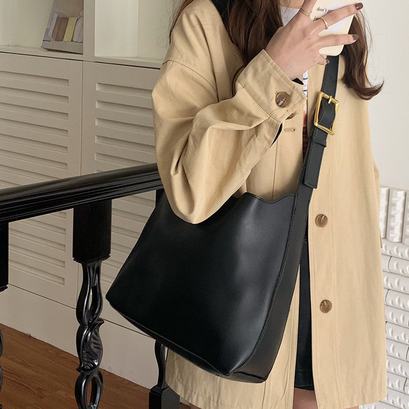 Ielgy All-Match Large-Capacity Lazy Style Bucket Bag Retro One-Shoulder Messenger