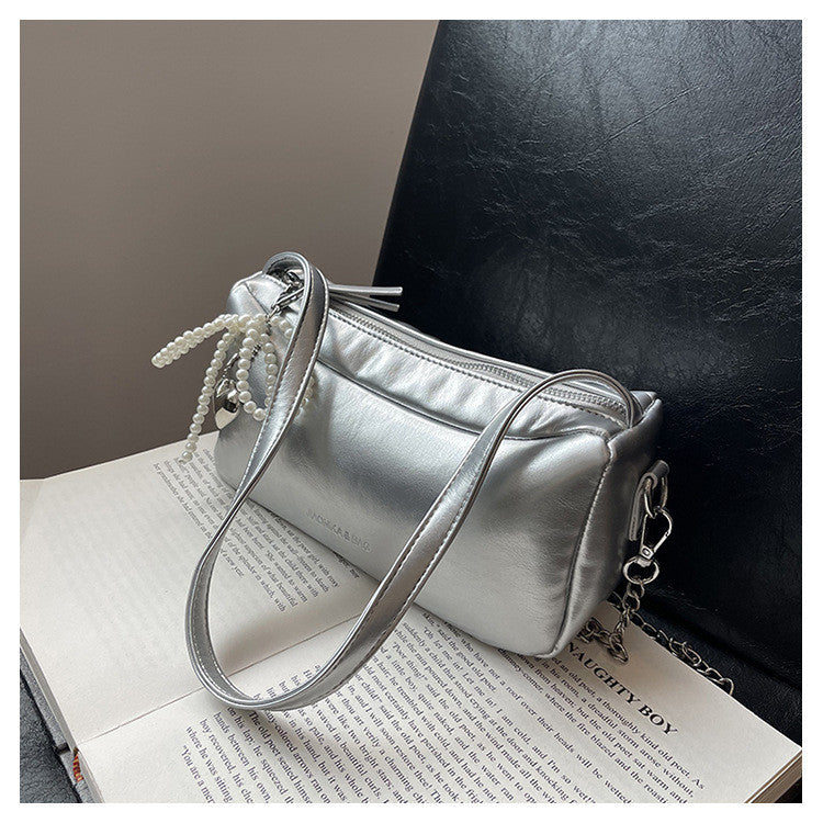 Ielgy Fashion Silver One-Shoulder Underarm Bag Simple Fashionable Chain Cross-Body Pillow Bag