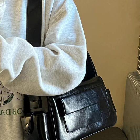 Ielgy Ladies Black Niche Design Commuter All-Match One-Shoulder Messenger Small Square Bag
