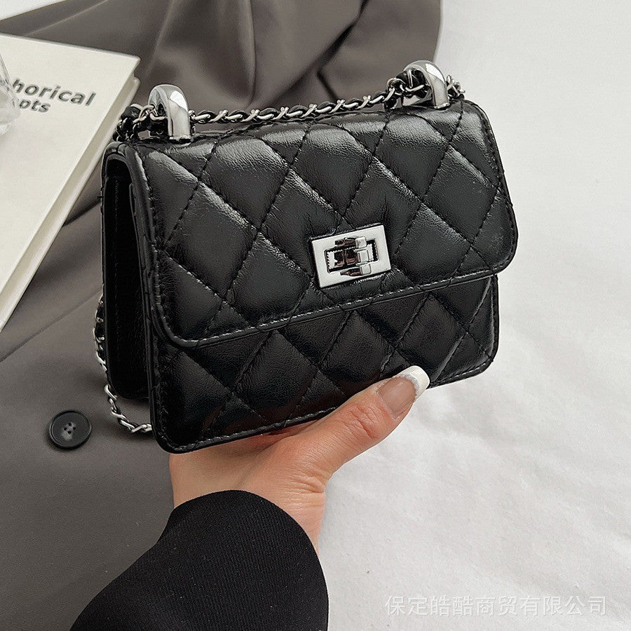 Ielgy Fashionable High-End Rhombus Shoulder Crossbody Chain Small Square Bag