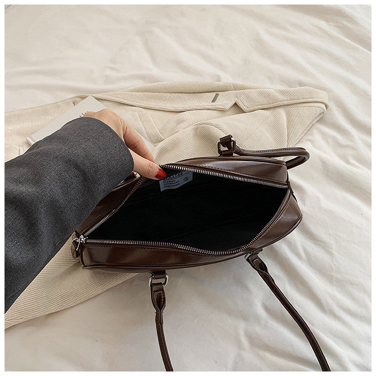 Ielgy Boston Pillow Bag Large Capacity All-Match Portable One-Shoulder French Niche Underarm Bag