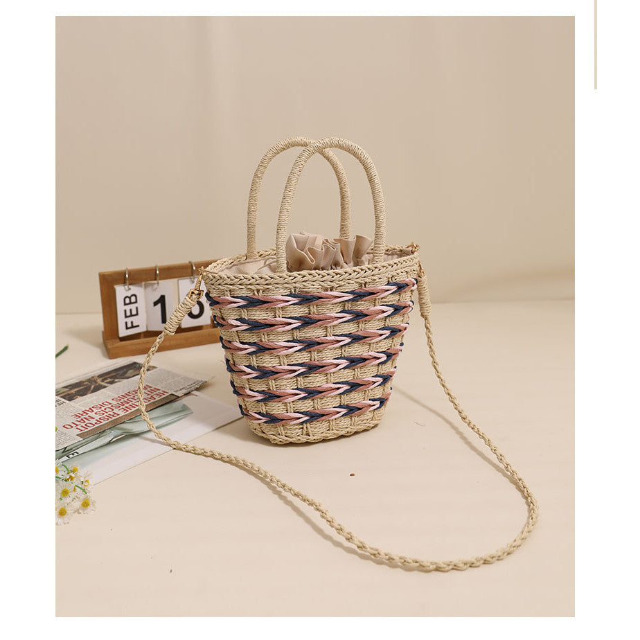 Ielgy Ladies Messenger Straw Bag Mori Style Portable Woven Holiday Style Beach Bag All-Match