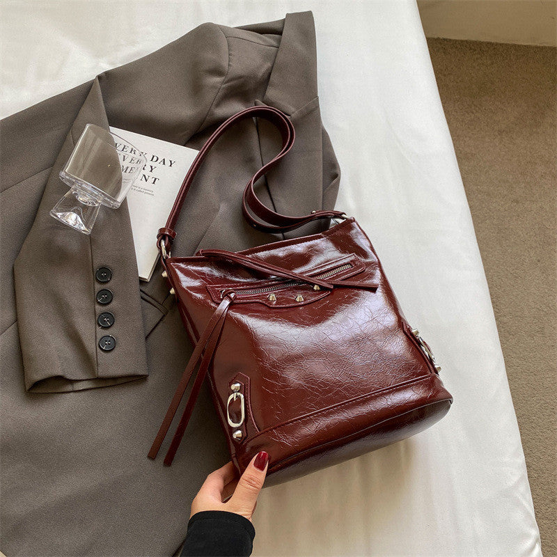 Ielgy Portable Large-Capacity Silver Tote Bag Ladies High-End Korean Version Diagonal One-Shoulder Travel Bag