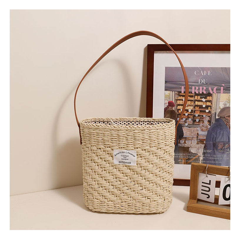Ielgy All-Match Square Shoulder Straw Bag Ladies Simple Underarm Woven Bag Vacation Style Beach Bag