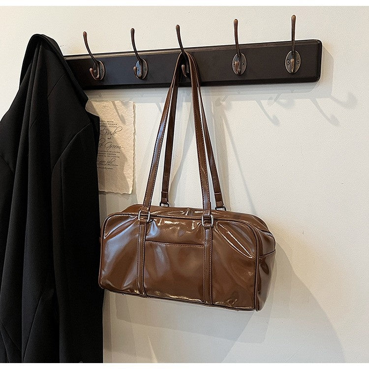 Ielgy Black Shoulder Bag Summer Texture Fashion Commuter Handbag