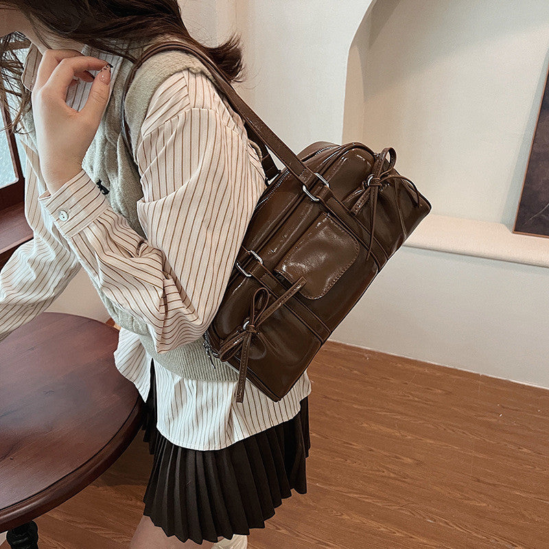Ielgy Retro Portable Commuter Bag Niche Underarm Bag Simple Large-Capacity Shoulder Tote Bag