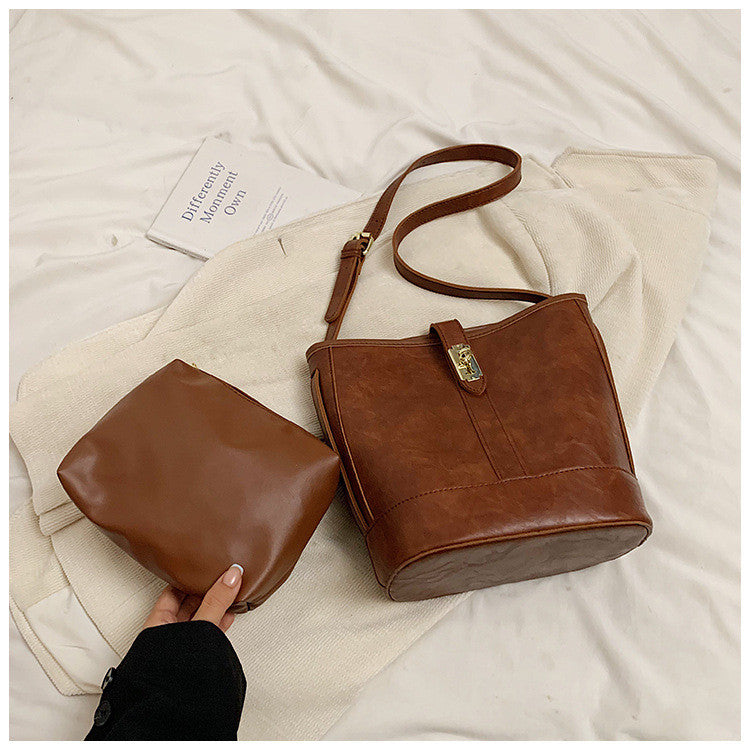 Ielgy Retro Trendy Underarm Bag Fashionable All-Match Bucket Bag Texture Casual Shoulder Bag